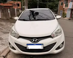 HYUNDAI HB20 1.6 PREMIUM 16V FLEX 4P AUTOMÁTICO HYUNDAI HB20 1.6 PREMIUM 16V FLEX 4P AUTOMÁTICO