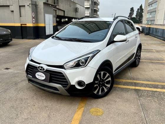 HYUNDAI HB20X 1.6 16V PREMIUM FLEX 4P AUTOMÁTICO