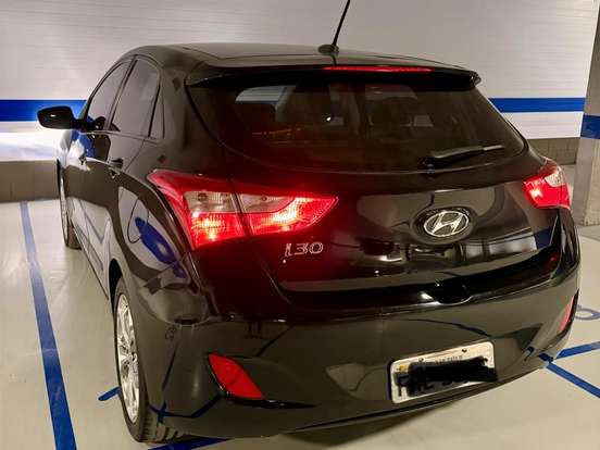 HYUNDAI-I30-1.8 MPI 16V GASOLINA 4P AUTOMATICO HYUNDAI-I30-2014
