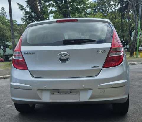 HYUNDAI-I30-2.0 MPFI GLS 16V GASOLINA 4P AUTOMÁTICO HYUNDAI-I30-2009