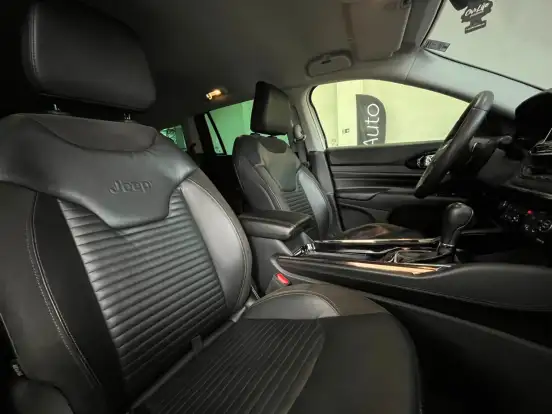 JEEP-COMMANDER-2022