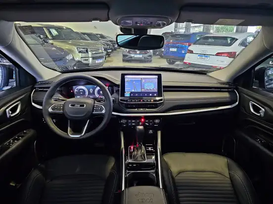 JEEP-COMMANDER-2024