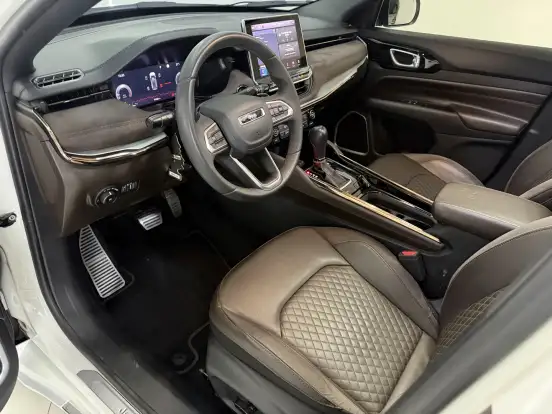 JEEP-COMMANDER-2022