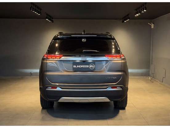 JEEP-COMMANDER-2023