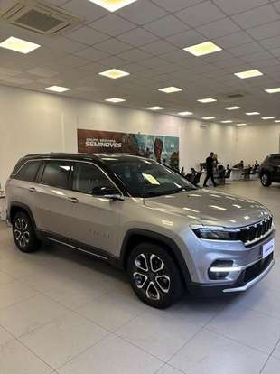 JEEP-COMMANDER-2024