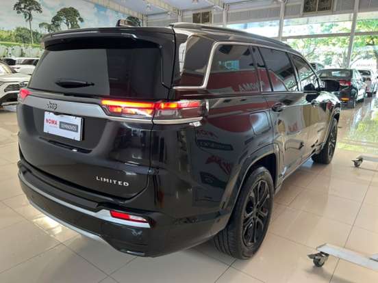JEEP-COMMANDER-2024