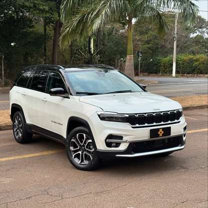 JEEP-COMMANDER-2023
