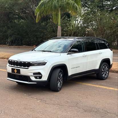 JEEP-COMMANDER-2023