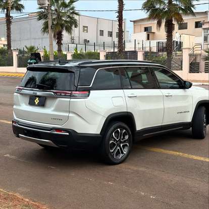 JEEP-COMMANDER-2023