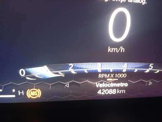 JEEP-COMMANDER-2024