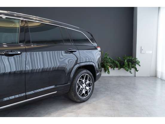 JEEP-COMMANDER-2025