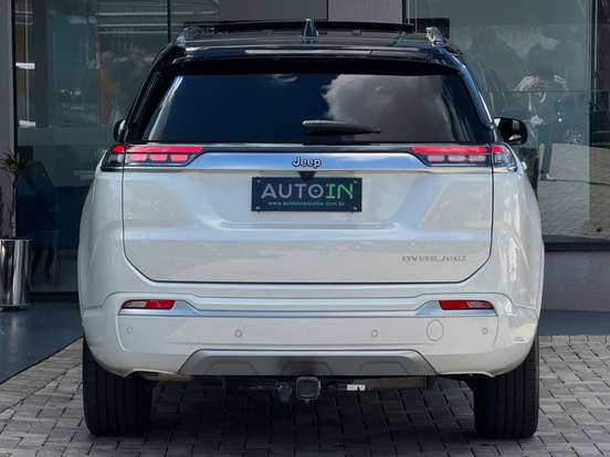 JEEP-COMMANDER-2023