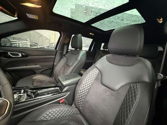 JEEP-COMMANDER-2.0 HURRICANE 4 TURBO GASOLINA BLACKHAWK AT9 JEEP-COMMANDER-2026