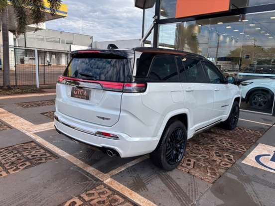 JEEP-COMMANDER-2.0 HURRICANE 4 TURBO GASOLINA BLACKHAWK AT9 JEEP-COMMANDER-2026