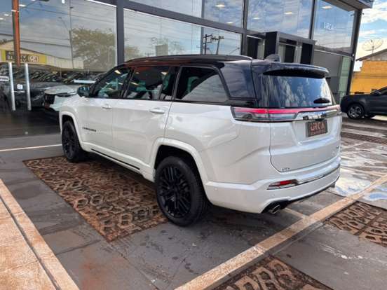 JEEP-COMMANDER-2.0 HURRICANE 4 TURBO GASOLINA BLACKHAWK AT9 JEEP-COMMANDER-2026