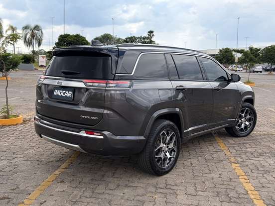 JEEP-COMMANDER-2022
