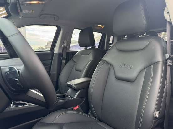 JEEP-COMPASS-2024