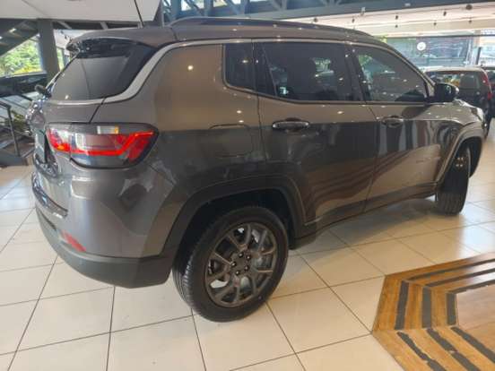 JEEP-COMPASS-2023