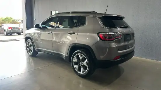 JEEP-COMPASS-2.0 16V FLEX LONGITUDE AUTOMÁTICO JEEP-COMPASS-2018