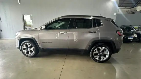 JEEP-COMPASS-2.0 16V FLEX LONGITUDE AUTOMÁTICO JEEP-COMPASS-2018