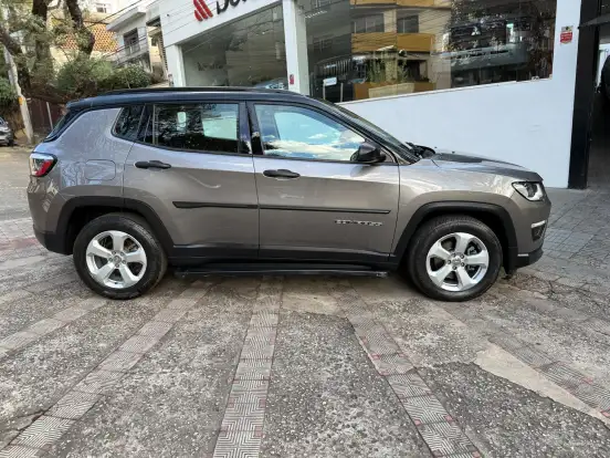JEEP-COMPASS-2.0 16V FLEX SPORT AUTOMÁTICO JEEP-COMPASS-2018