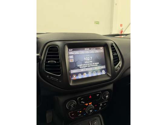 JEEP-COMPASS-2.0 16V FLEX LONGITUDE AUTOMÁTICO JEEP-COMPASS-2018