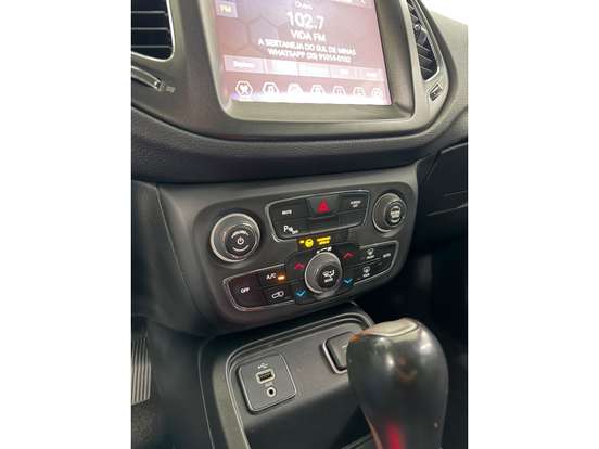 JEEP-COMPASS-2.0 16V FLEX LONGITUDE AUTOMÁTICO JEEP-COMPASS-2018