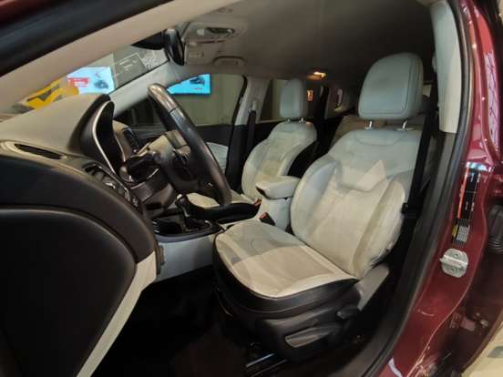 JEEP-COMPASS-2.0 16V FLEX LONGITUDE AUTOMÁTICO JEEP-COMPASS-2017