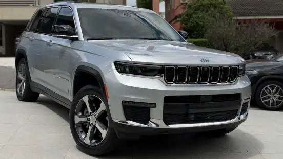 JEEP-GRAND CHEROKEE-2.0 TURBO HÍBRIDO 4XE AT8 JEEP-GRAND CHEROKEE-2023