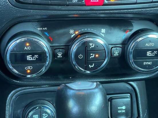 JEEP-RENEGADE-2016