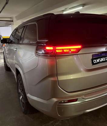 JEEP-COMMANDER-2022