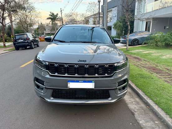 JEEP-COMMANDER-2.0 HURRICANE 4 TURBO GASOLINA BLACKHAWK AT9 JEEP-COMMANDER-2024