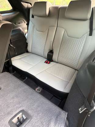 JEEP-COMMANDER-2022