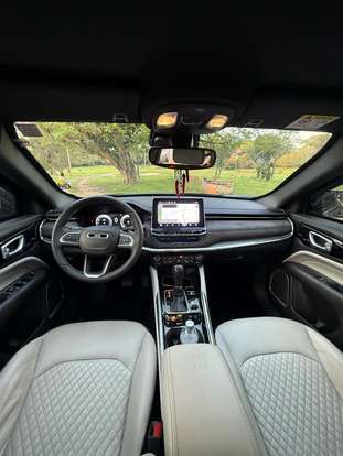 JEEP-COMMANDER-2022