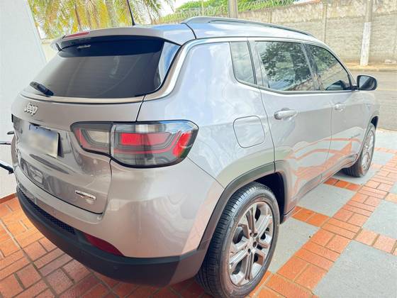 JEEP COMPASS 1.3 T270 TURBO FLEX LONGITUDE AT6