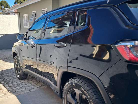 JEEP-COMPASS-2.0 16V FLEX SPORT 4X4 AUTOMÁTICO JEEP-COMPASS-2017