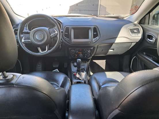 JEEP-COMPASS-2.0 16V FLEX SPORT 4X4 AUTOMÁTICO JEEP-COMPASS-2017