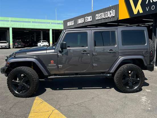 JEEP-WRANGLER-3.6 UNLIMITED SPORT 4X4 V6 GASOLINA 4P AUTOMÁTICO JEEP-WRANGLER-2014