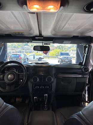 JEEP-WRANGLER-2014