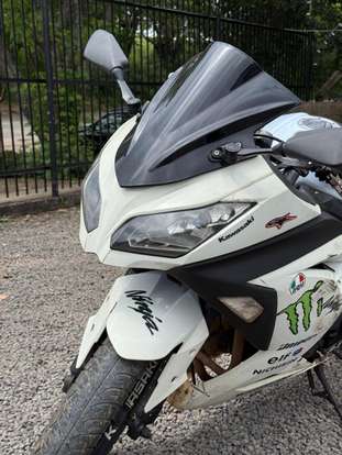 KAWASAKI-NINJA 300-2013