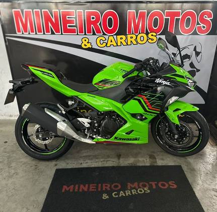 KAWASAKI NINJA 400 KRT EDITION 