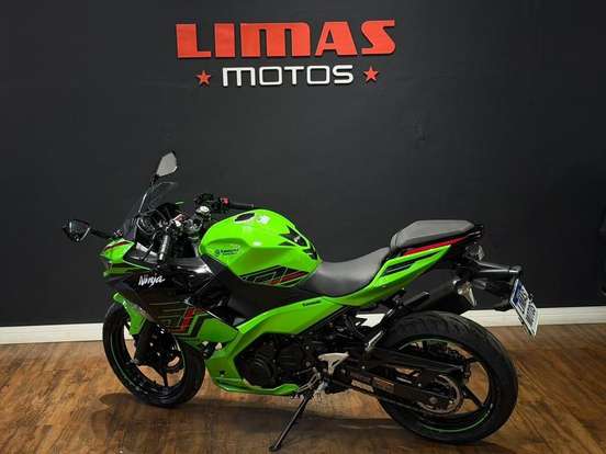 KAWASAKI-Z400 KAWASAKI-Z400-2023