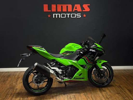 KAWASAKI-Z400-2023