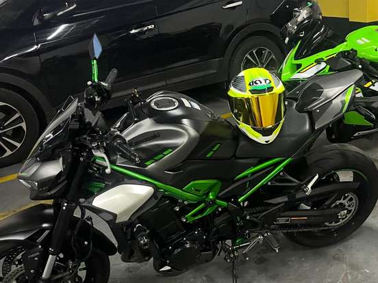 KAWASAKI-Z900 KAWASAKI-Z900-2025