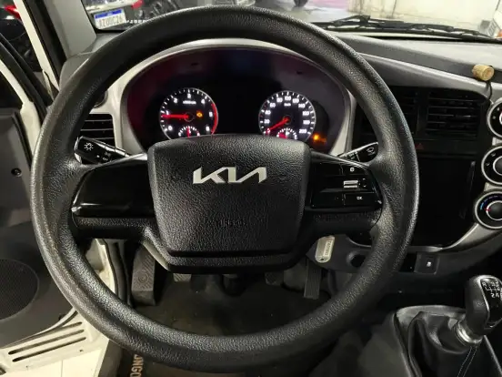KIA-BONGO-2.5 TD DIESEL STD CS 4x4 MANUAL KIA-BONGO-2024