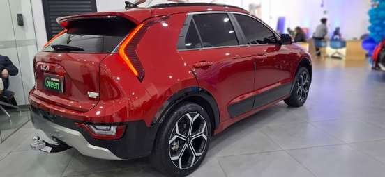 KIA-NIRO-2023
