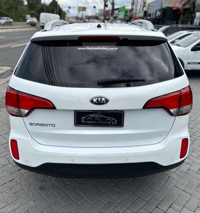 KIA-SORENTO-2014