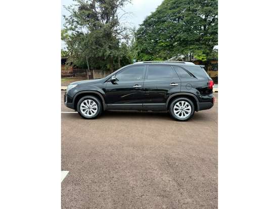 KIA-SORENTO-2013