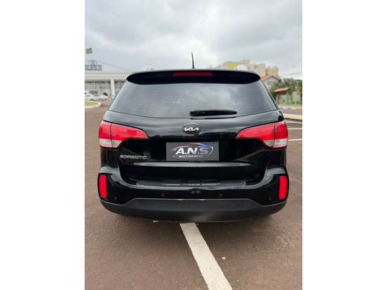 KIA-SORENTO-2013