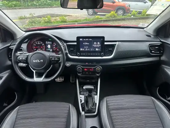 KIA-STONIC-2023